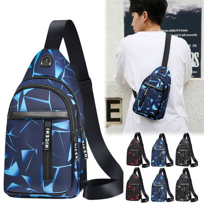 크로스 보디를 고발하는 남자들 반대 절도 가슴 가방 짧은 여행 메신저 가방 USB